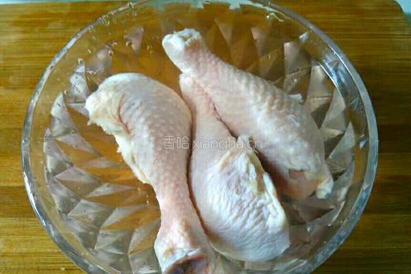 糖醋鸡腿肉的做法图解2