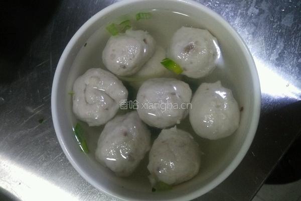 汆鱼丸子的做法图解9