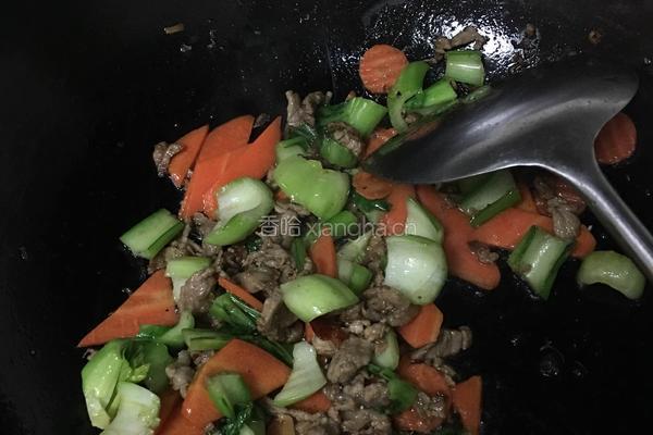 青菜肉末炒年糕的做法图解4