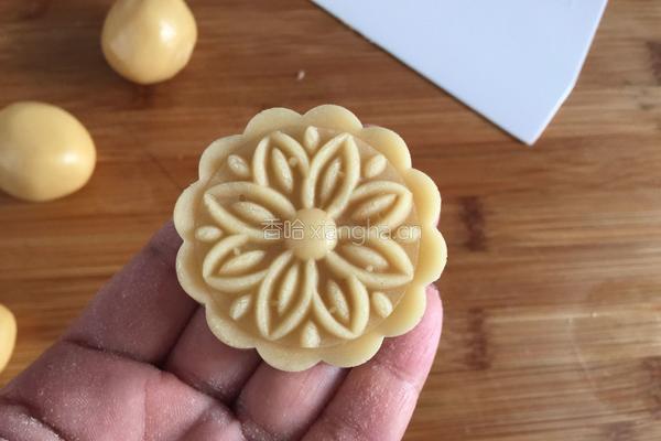板栗馅月饼的做法图解8