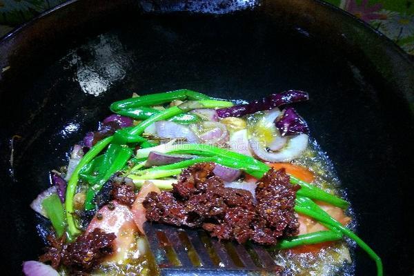 竹笋烧牛肉的做法图解5