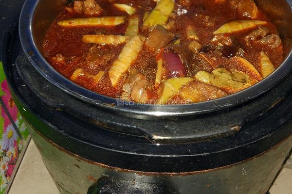 竹笋烧牛肉的做法图解11