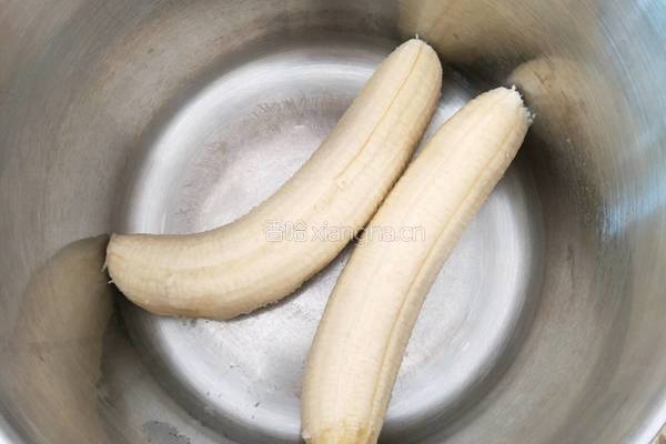 燕麦香蕉饼的做法图解1