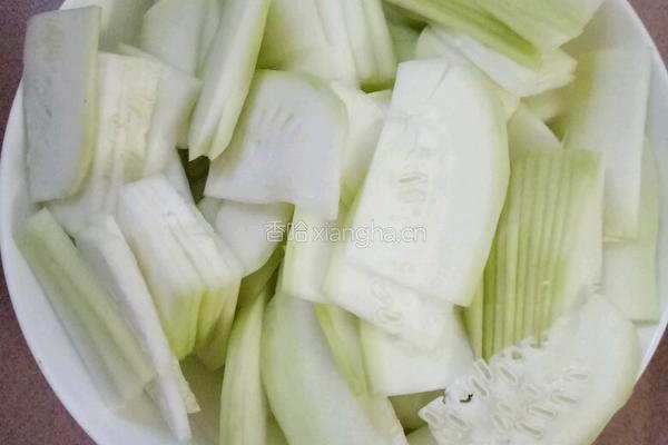 蒜蓉炒胡瓜的做法图解2