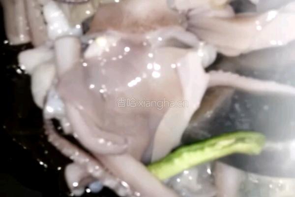 双椒鱿鱼的做法图解2
