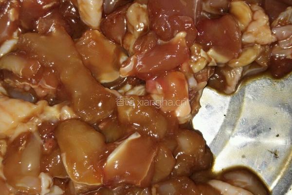 黄瓜烧鸡腿肉的做法图解3