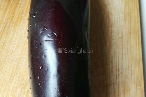 糖醋茄子包的做法图解1