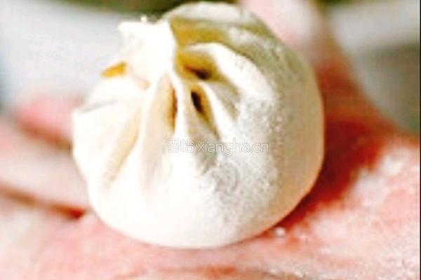 芹菜猪肉馅包子的做法图解8
