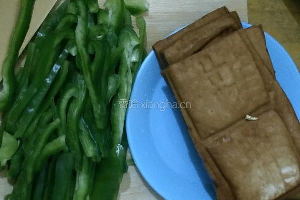 香干炒肉丝的做法图解2