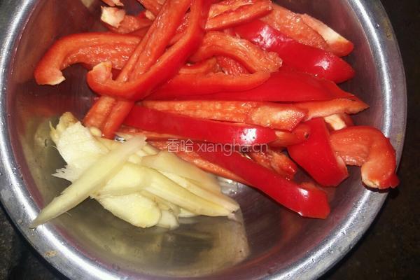 豌豆烧回锅肉的做法图解3