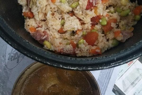 电饭煲炒饭的做法图解5