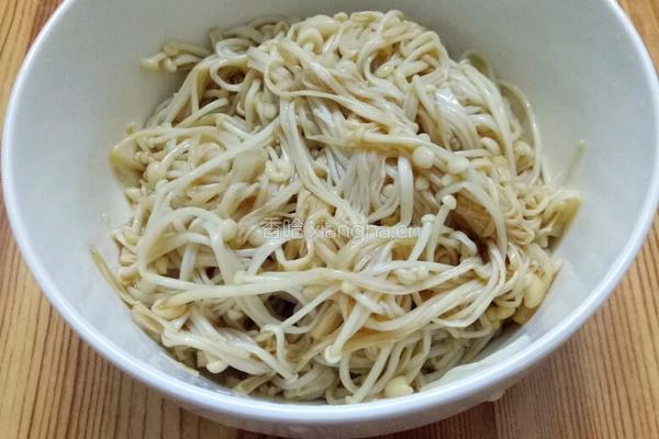 白灼金针菇的做法图解11