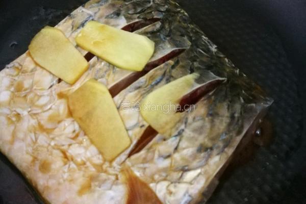 红烧草鱼腹的做法图解2