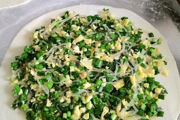蒸韭菜鸡蛋馅菜蟒的做法图解5