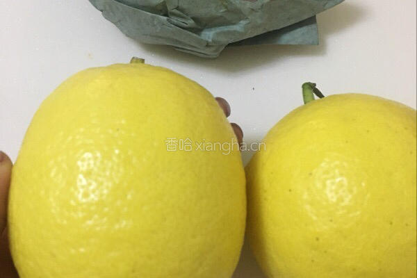 蜂蜜柠檬汁的做法图解1
