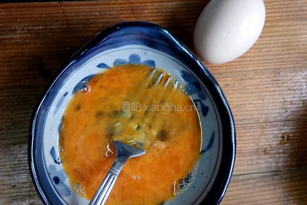 三文魚蛋煎餅的做法图解2