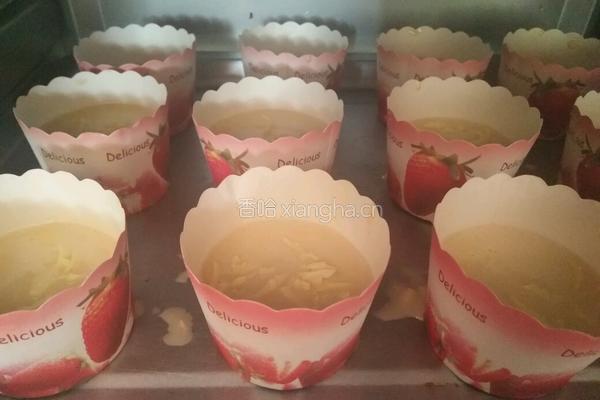 奶油杯子蛋糕的做法图解4
