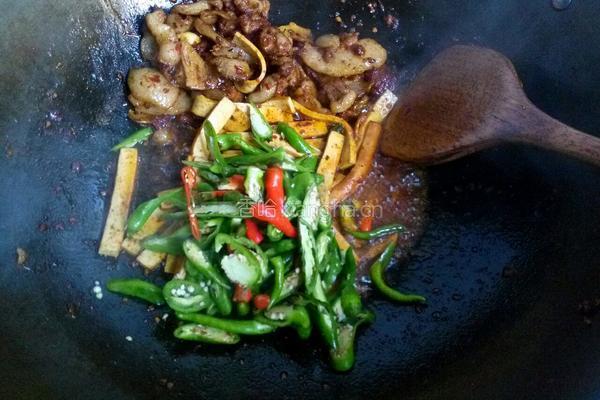 生爆肉片的做法图解11