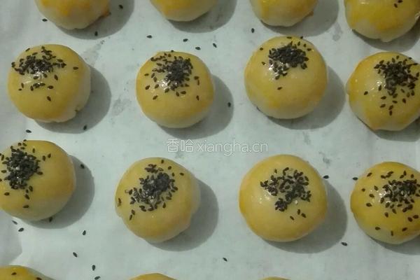 蛋黄酥的做法图解9