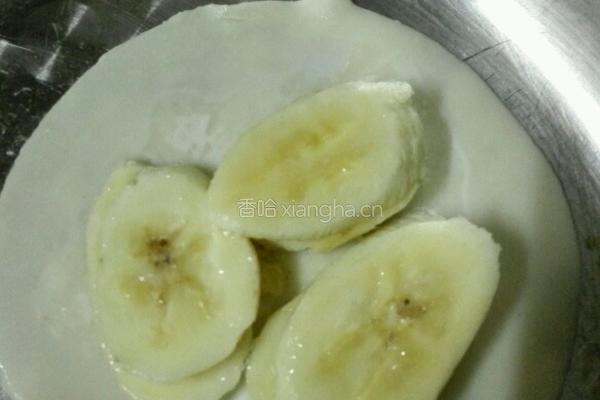 香蕉煎饼的做法图解2