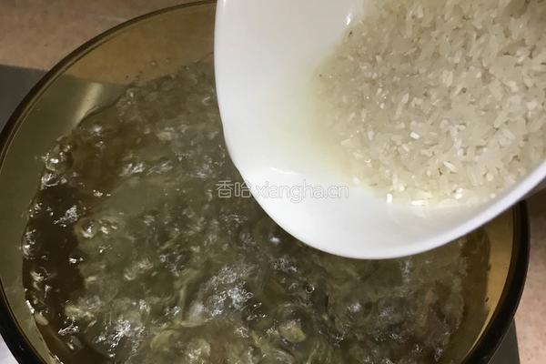 剔骨肉萝卜粥的做法图解3