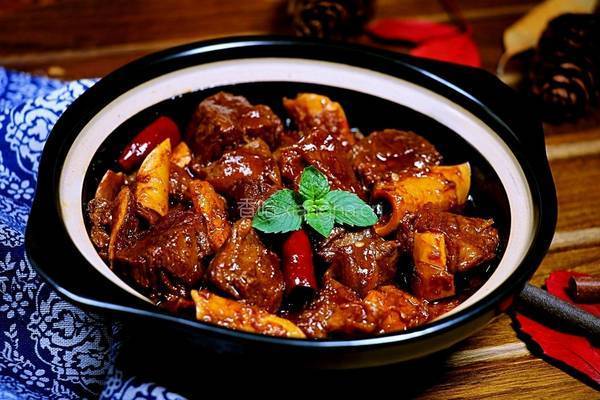 家常红烧牛肉