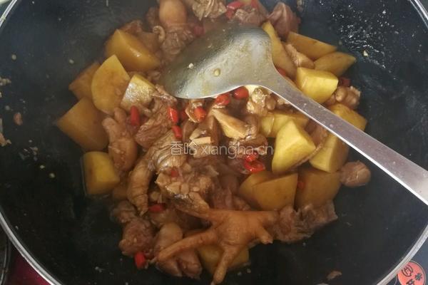土豆焖鸡的做法图解6