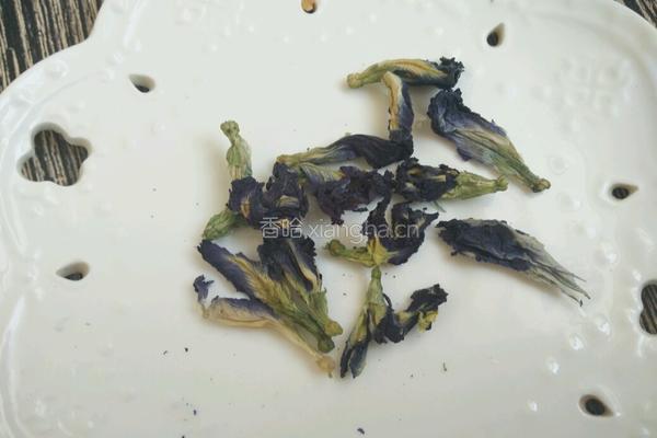 蝶豆花茶的做法图解1