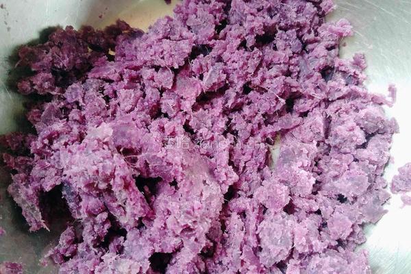 双色饺子（紫薯荞麦猪肉和全麦紫薯牛肉）的做法图解4