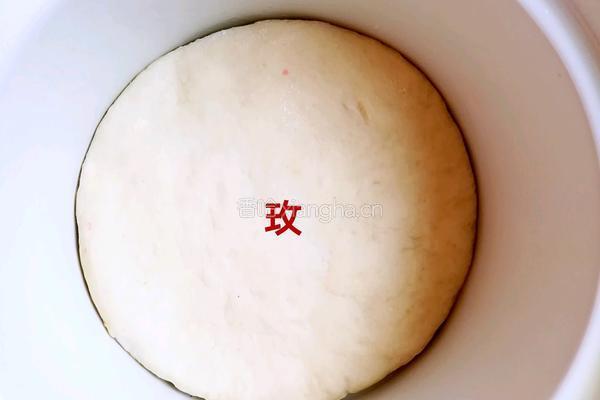 生日夹心蛋糕的做法图解3