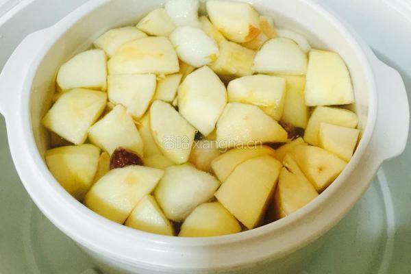 苹果梨雪莲子炖瘦肉汤的做法图解6