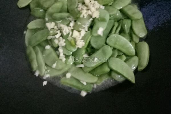 蒜蓉炒扁豆的做法图解3