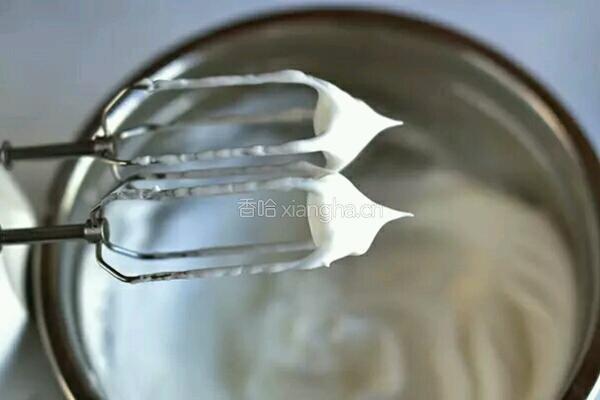 简单戚风蛋糕的做法图解5