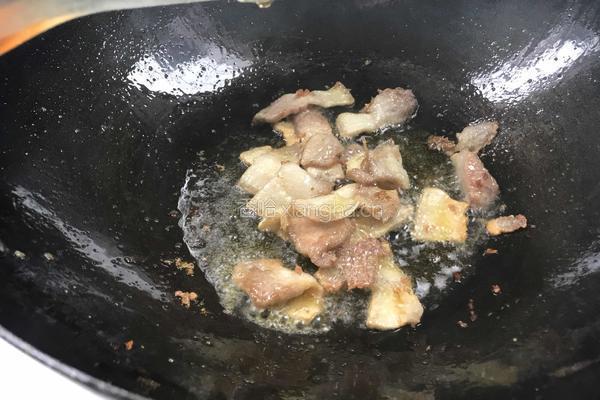 五花肉炒扁豆的做法图解9