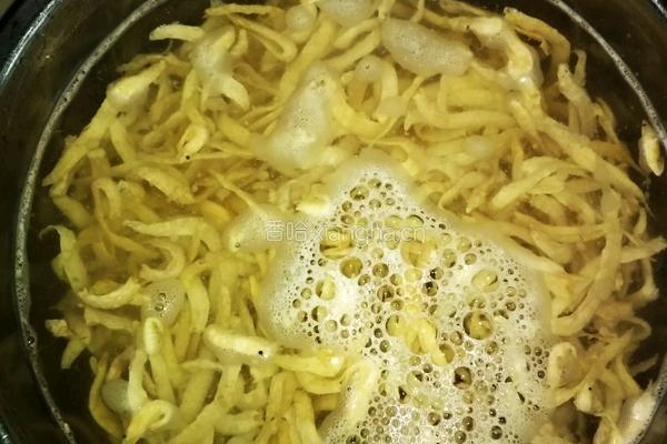 香酥小黄鱼的做法图解1