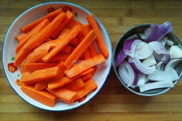 羊排胡萝卜抓饭的做法图解3