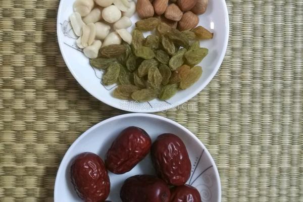 枣夹花生的做法图解1