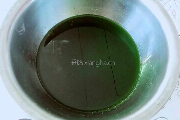 豆沙菠菜糯米饼的做法图解1