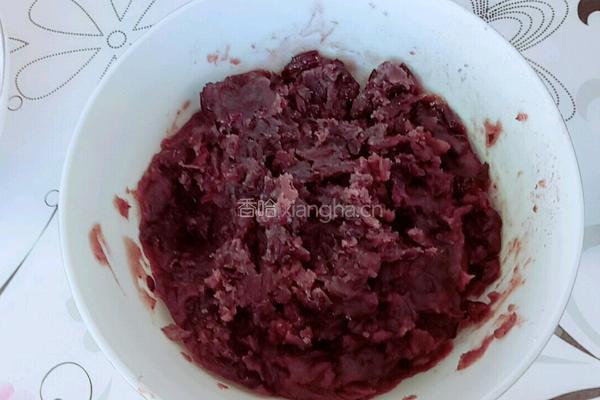 豆沙菠菜糯米饼的做法图解3