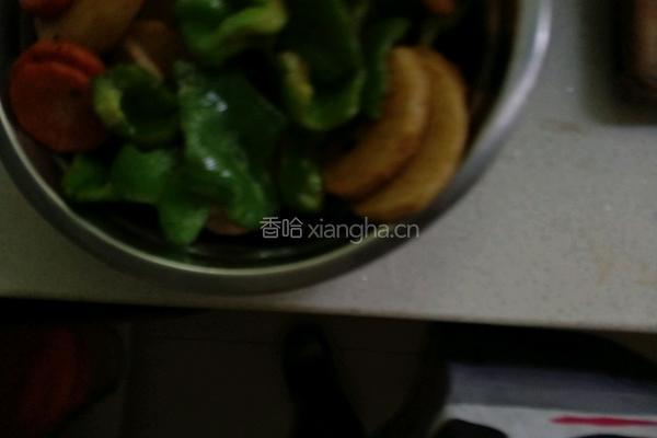 干锅土豆片（毛豆）的做法图解1