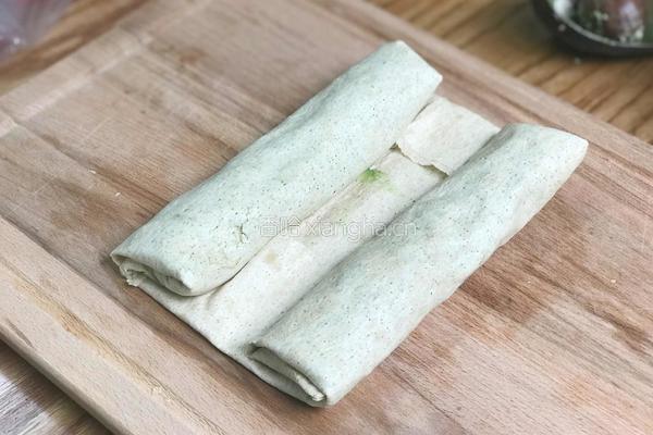 牛油果香蕉卷的做法图解4