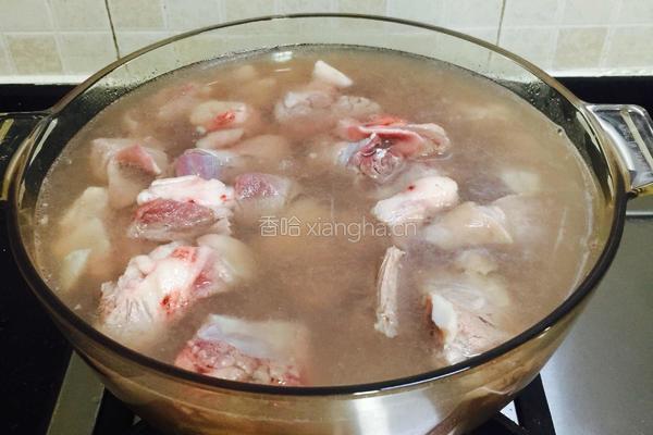 清炖羊肉汤（火锅）的做法图解2