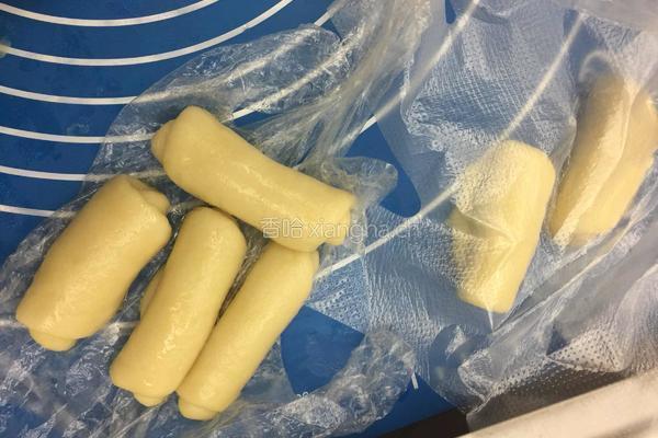 蛋黄酥的做法图解8