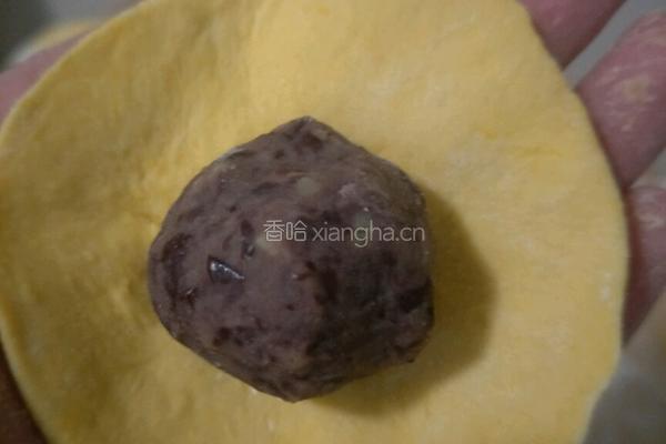 小猪豆沙包的做法图解7