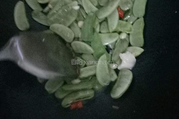 扁豆炒肉的做法图解6