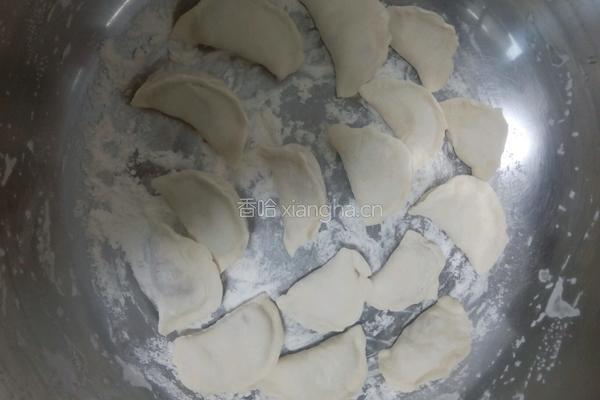 白萝卜猪肉饺子的做法图解13