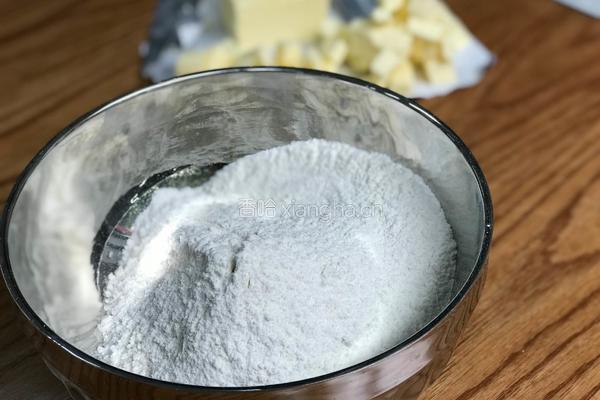 星巴克提子司康饼的做法图解1