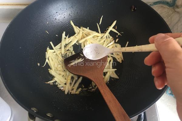 雪菜肉丝汤年糕的做法图解5