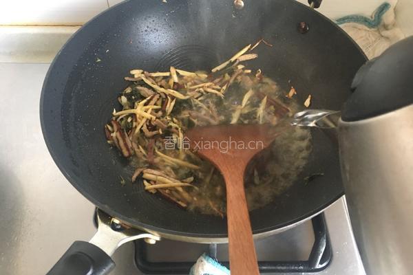 雪菜肉丝汤年糕的做法图解10