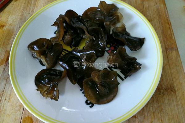 木耳炒山药的做法图解5
